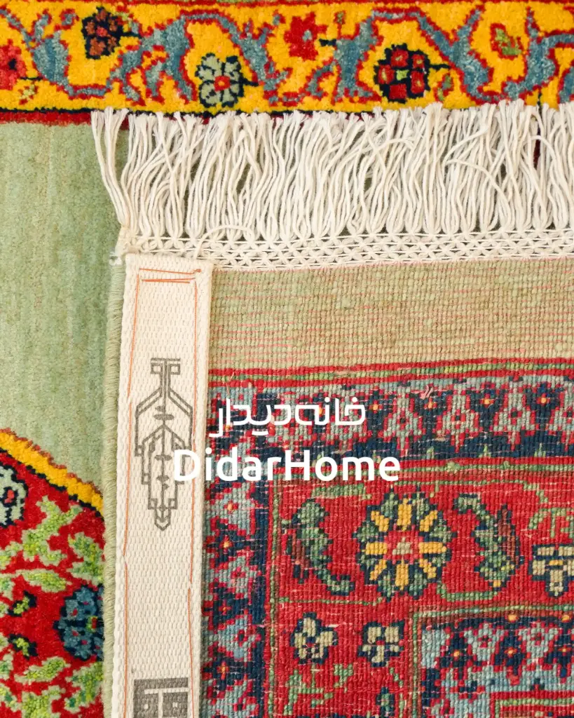 فرش دستباف بیجار گروس طرح ترنجی ذرع و نیم