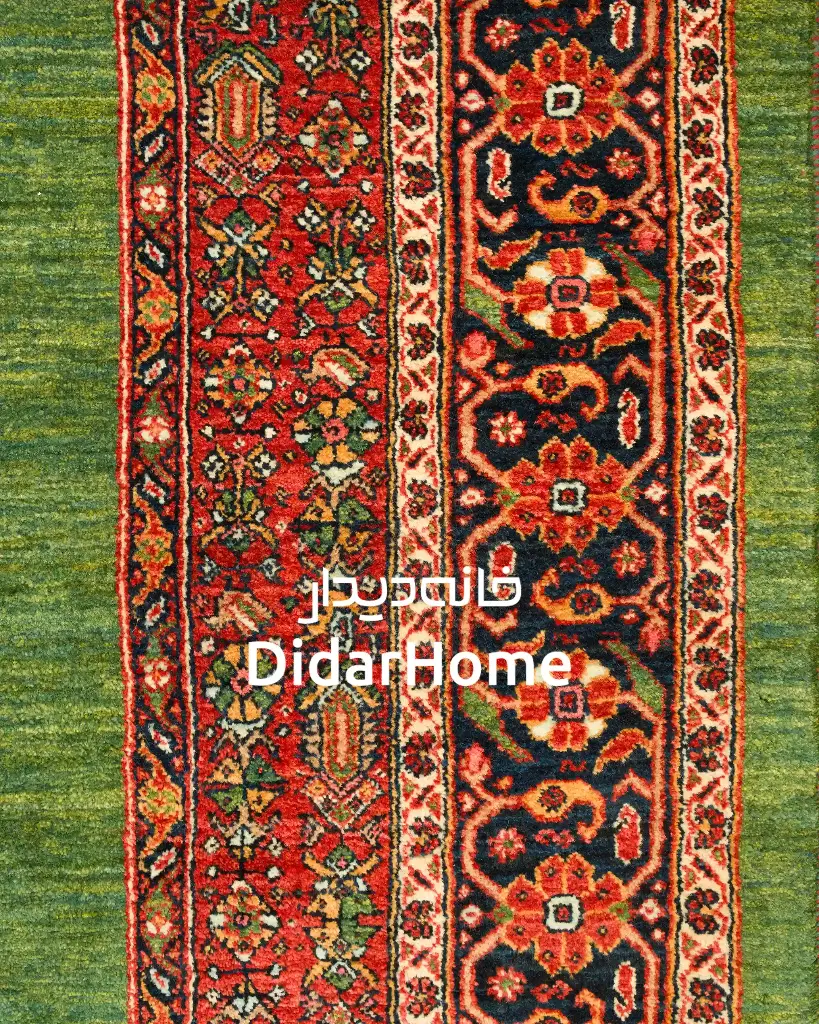 فرش دستباف قشقایی طرح ترنجی ۴/۴۳ متری