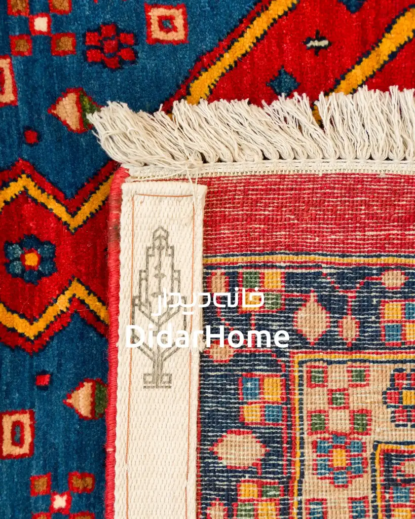 فرش دستباف بختیاری طرح ترنجی ۲/۳۷ متری